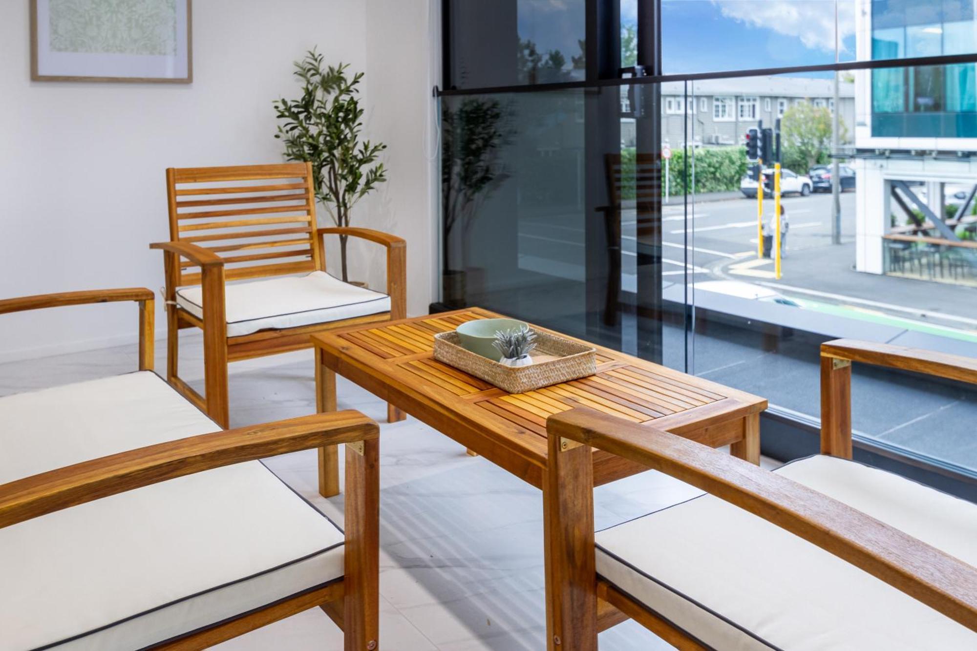 Urban Retreat: 2-Br Gem In Central Christchurch Apartment Exterior foto